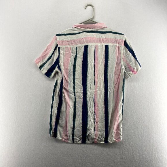Hollister Light‎ Pink, White Short Sleeved Button Down Mens Size XS - Picture 3 of 12